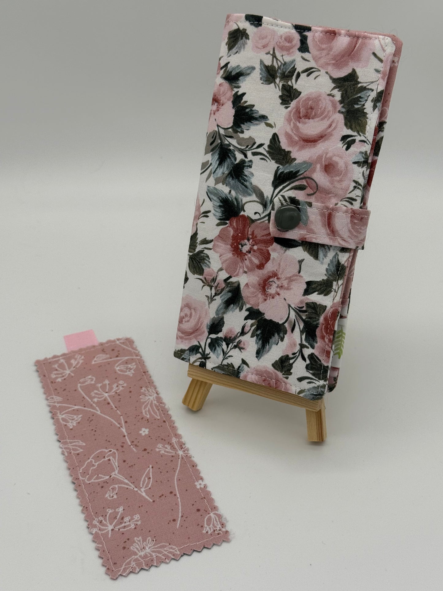 Rose Garden - Handmade Tea Wallet - Cotton Tea Bag Holder with Snap Closure - Travel Tea Organizer