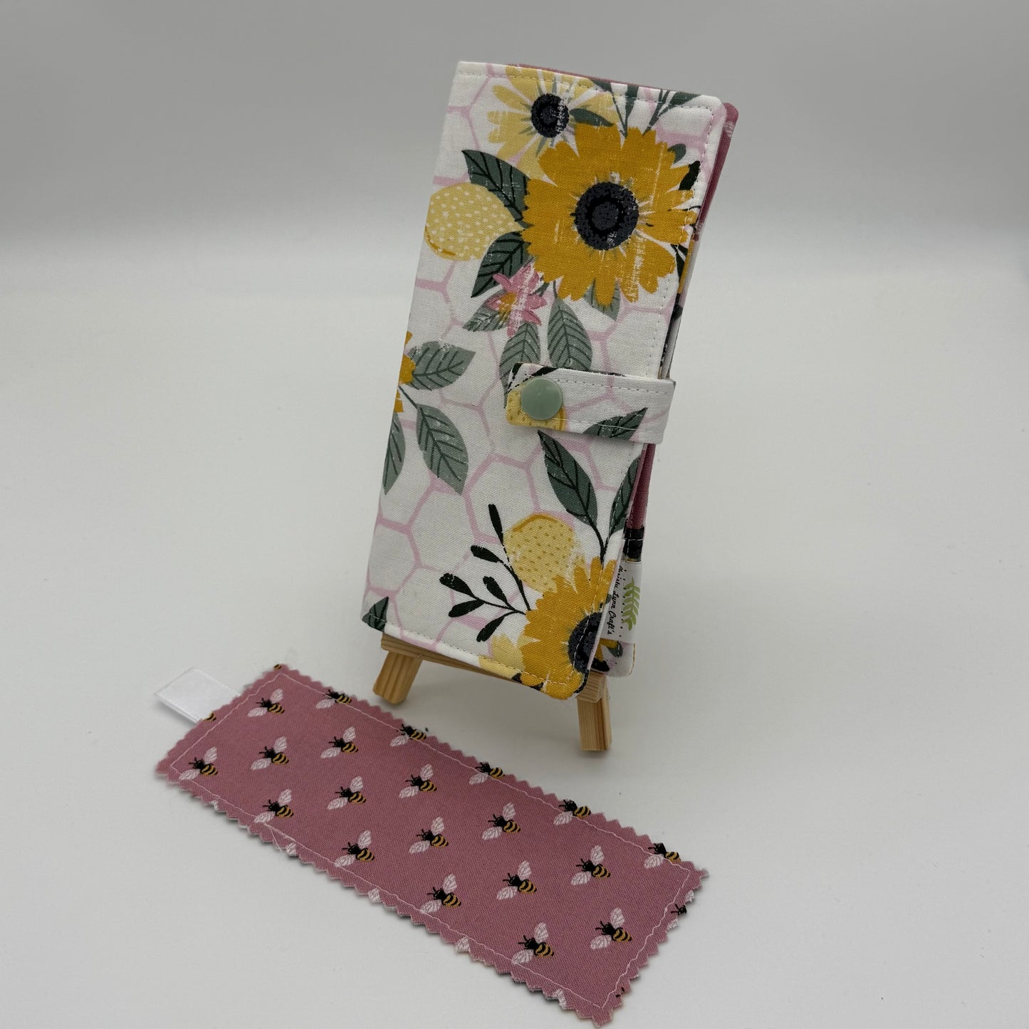 Honeycomb Floral - Handmade Tea Wallet - Cotton Tea Bag Holder with Snap Closure - Travel Tea Organizer