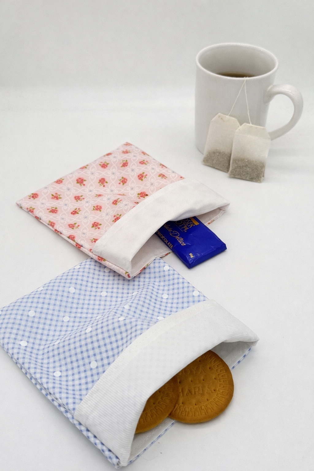 Pink Floral & Blue Gingham Snack Pouch (Fold-Over) – Set of 2