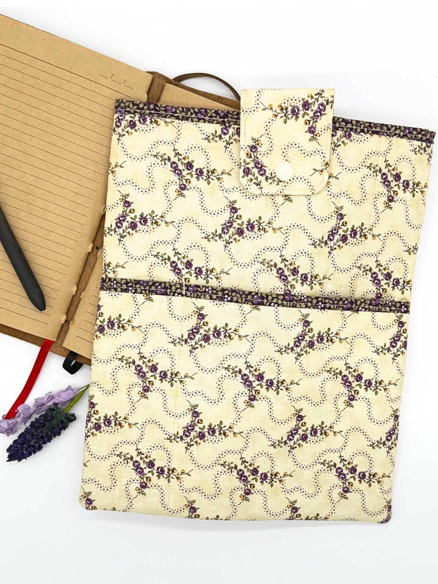 Lavender Vines Book Sleeve
