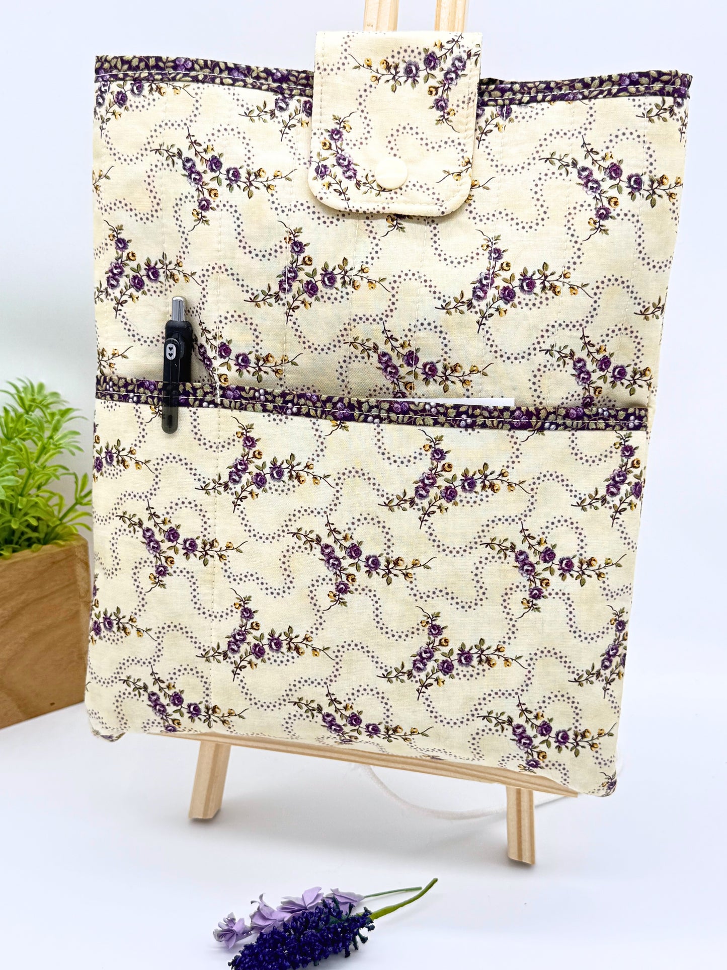 Lavender Vines Book Sleeve