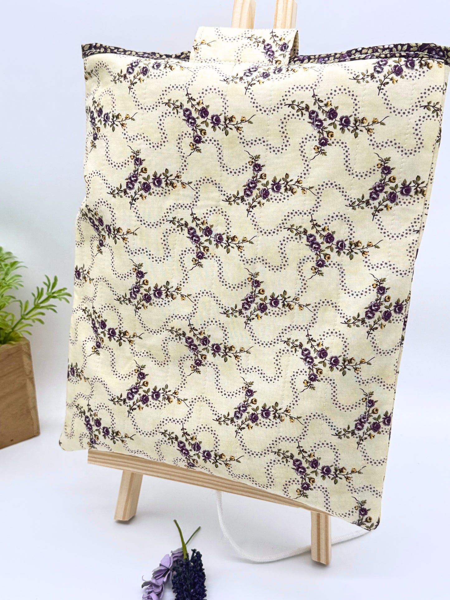 Lavender Vines Book Sleeve