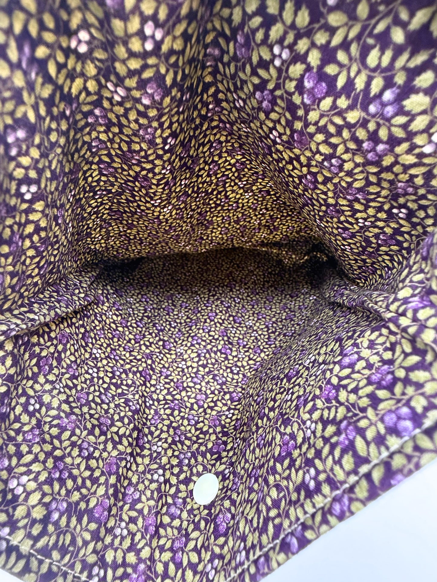 Lavender Vines Book Sleeve